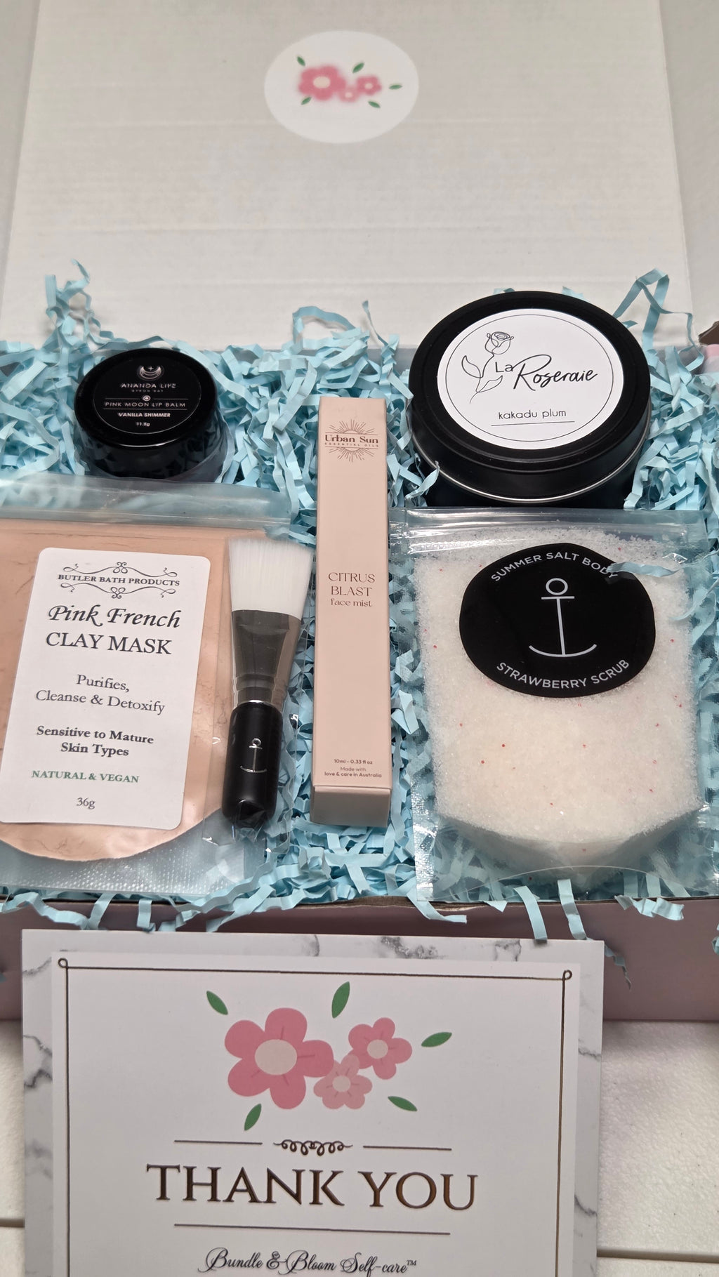 The Summer Glow Wellness Gift Set
